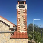 Guest house Vila Viva ~ Brks Poljana (Ugljan)